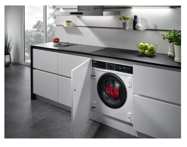 Πλυντήριο ρούχων Εντοιχιζόμενο AEG 7000 ProSteam® 8 kg 1400 Στροφών