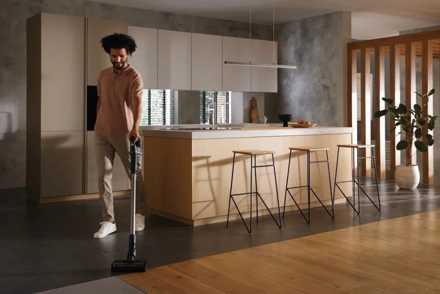 Επαναφορτιζόμενη Σκούπα 2 σε 1 Stick & Χειρός Miele Duoflex HX1 Cat & Dog 25V Μαύρη
